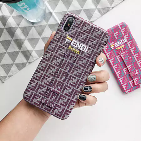 Fendi アイフォンXr カバー 手持ちベルト