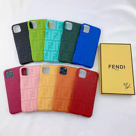 フェンディ iphone12 ケース ブランド