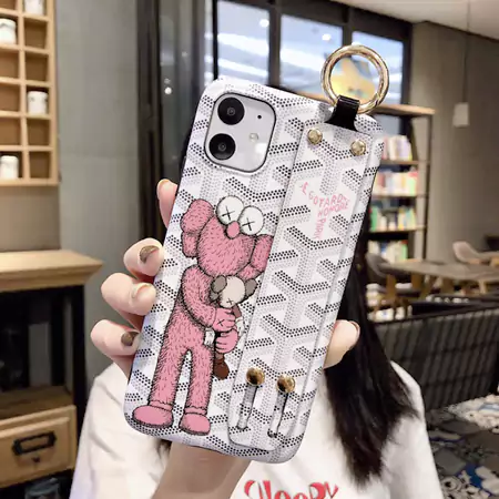 ゴヤールとカウズのコラボ iphone11 proケース