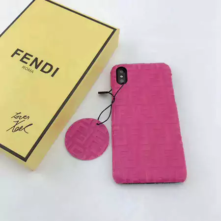 Fendi アイフォーン8 plusケース エンボス