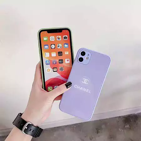 ロゴ付き chanel アイフォーン12 pro カバー