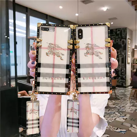BURBERRY iphone16ケース チェーン
