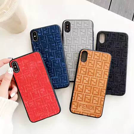 iPhoneXSMax フェンディケース