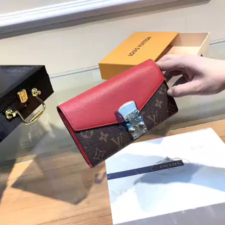 エンボス加工 LV iPhoneXR ケース