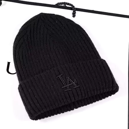 ビーニー ブランド ファッション