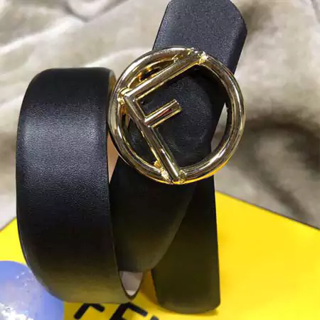 フェンディ ベルト レディース