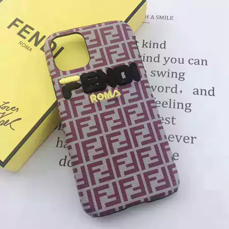 フェンディ iPhone11 PROケース 英字