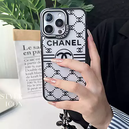 シャネルiphone16ケース ビーズ チェーン付き