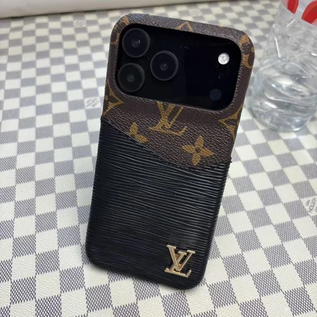  iPhone16Pro / 15ProMax キルティングレザー ケース