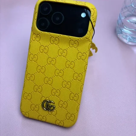 グッチ iphone17 proケース シェリーライン