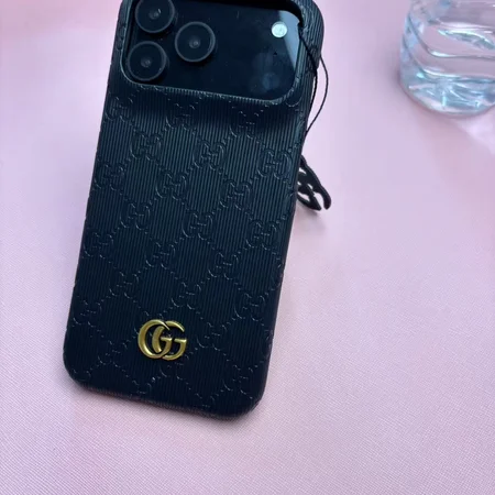 グッチ iphone17 proケース シェリーライン