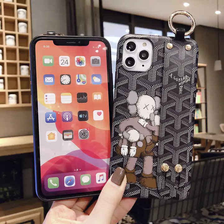 ゴヤールとカウズのコラボ iphone11 proケース