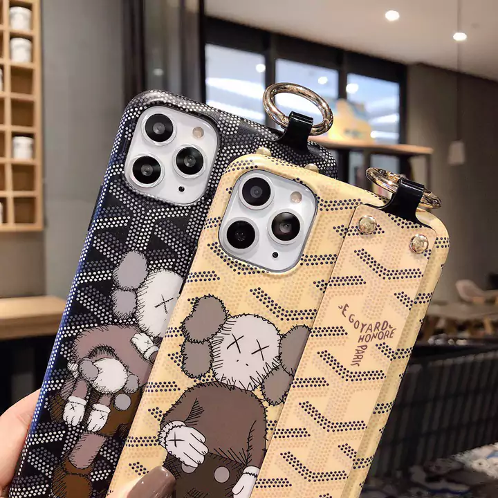 アイフォン テンエス マックスカバー kawsgoyard