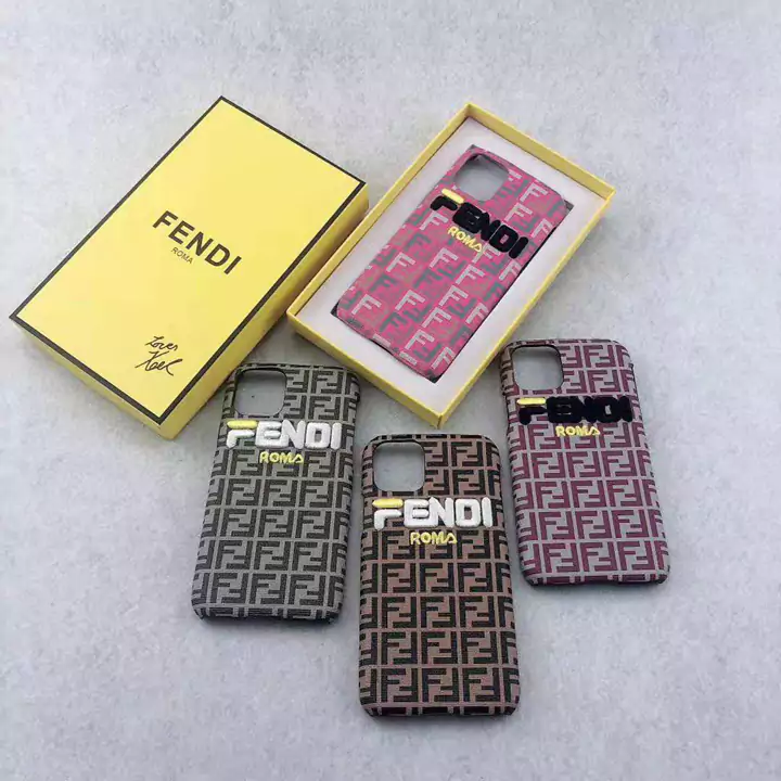 FENDI アイフォンXR カバー 刺繍