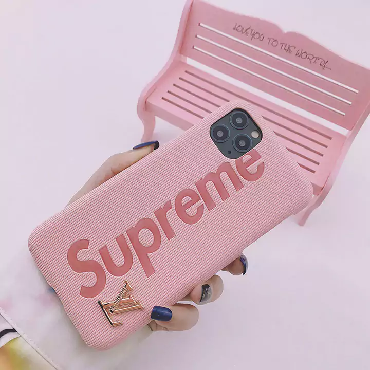 シュプリームiphone16ケースエンボス