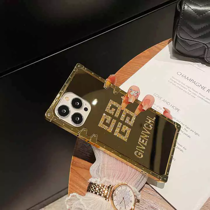 Givenchyアイホン77プラスケース全面保護