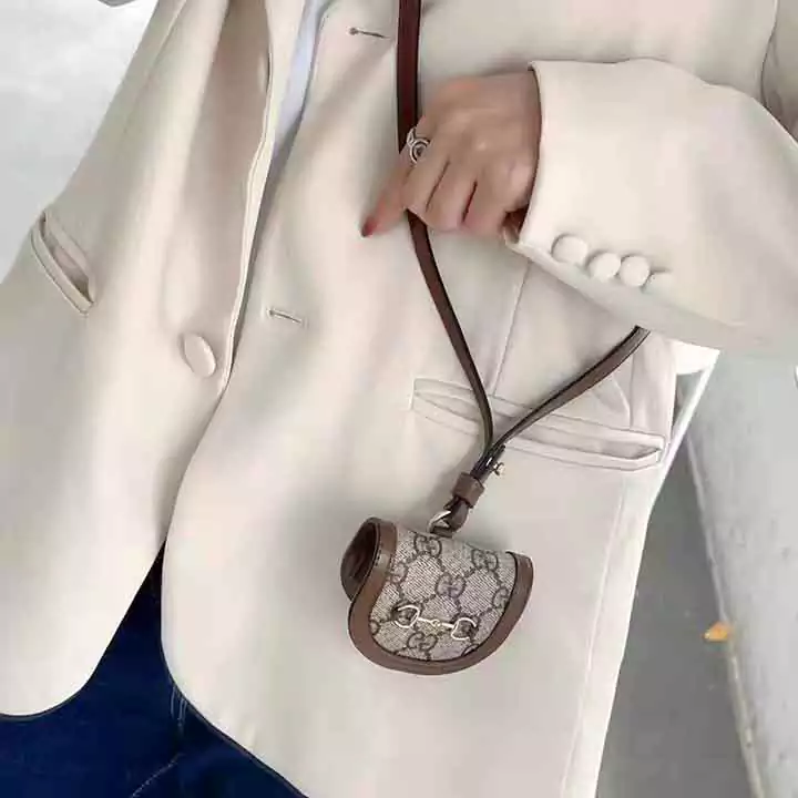 Gucci Airpodsケース レザー革製