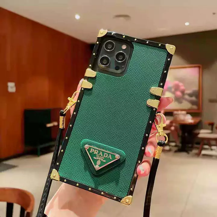 落下防止 スマホケースprada