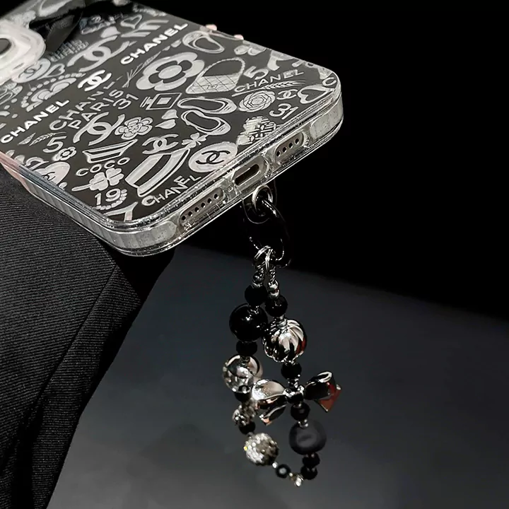 シャネルロゴiphone16カバー 
