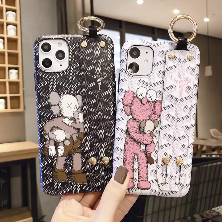 アイフォン テンエス マックスカバー kawsgoyard