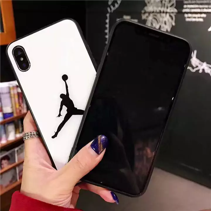 Jordan アイフォンxs テンカバー カッコイイ