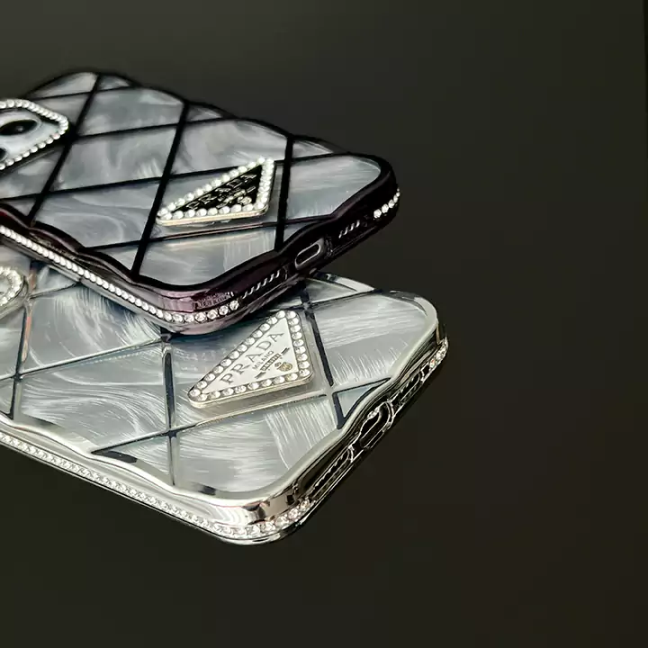 プラダ イタズラ 風 iphone16ケース