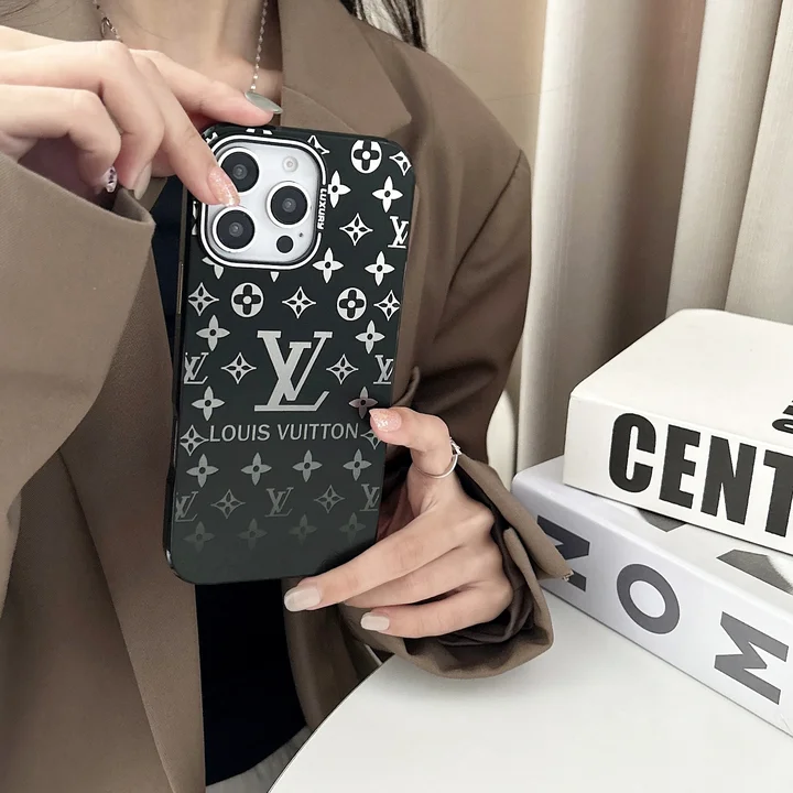 ヴィトン iphone16 proアクリルケース